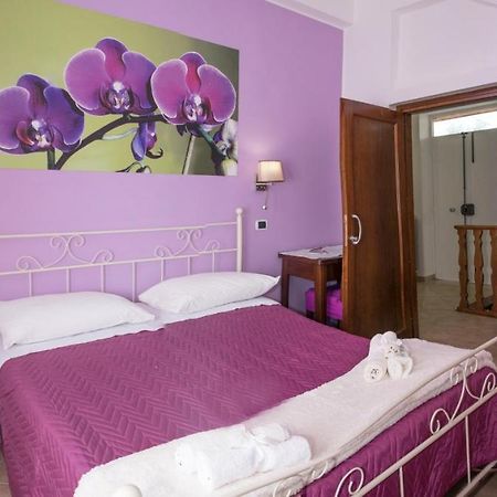 Vivere A Colori Вико Екуензе Екстериор снимка